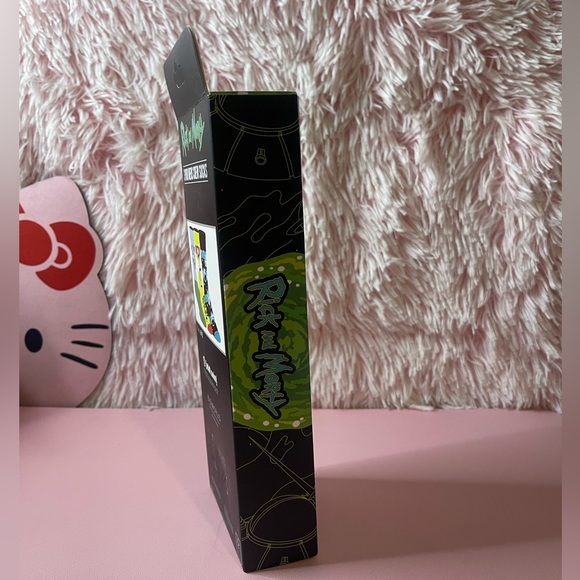 Rick And Morty Men’s Crew Socks - Picture 4 of 7